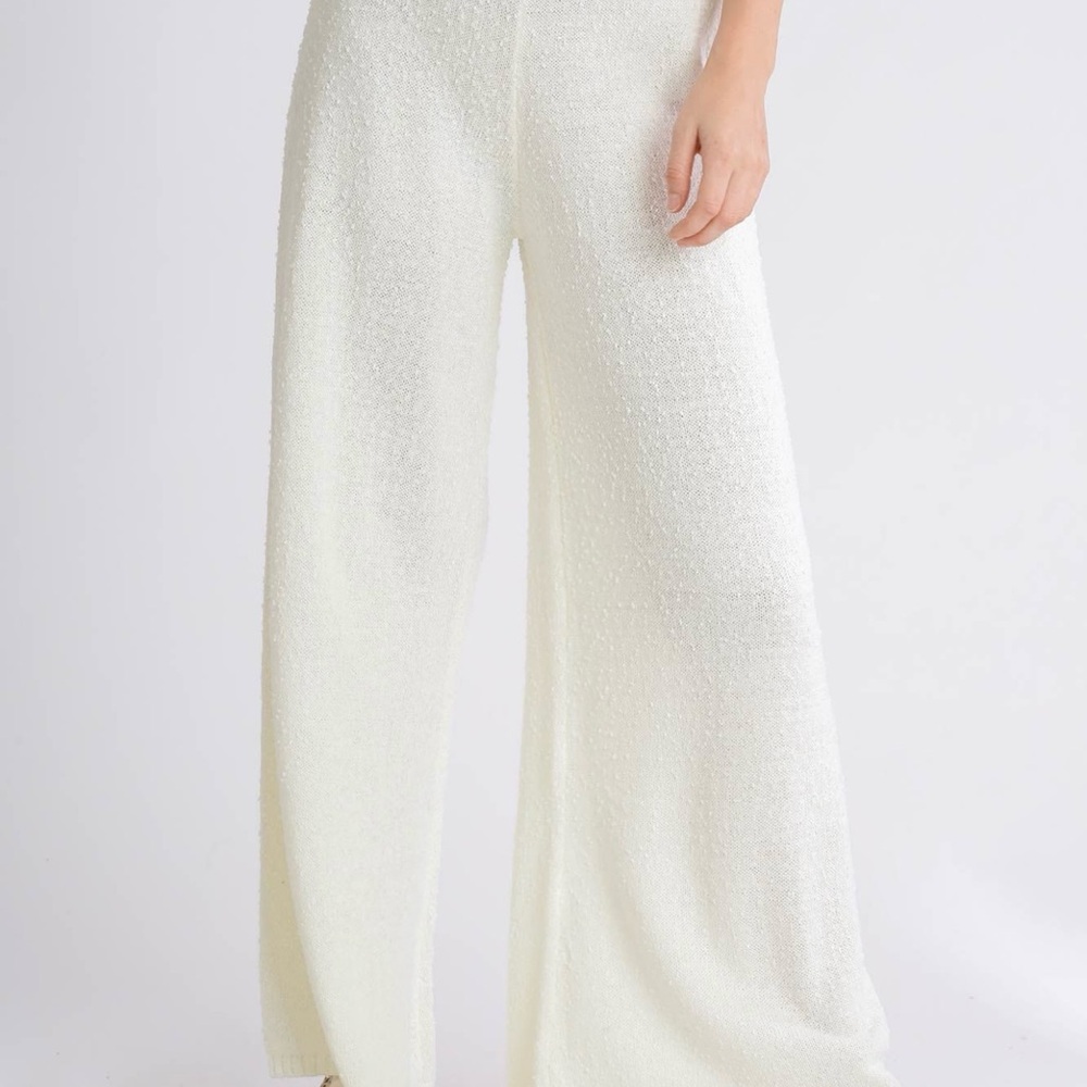 UMGEE #33 - NWT Elegant White Women's Wide-Leg Pants (bin S2) Reg and Plus